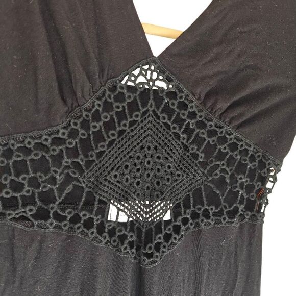 Stella Halter Lace Spring Maxi Dress - Picture 3 of 7